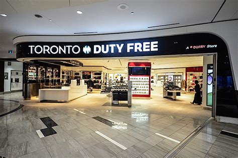 Shops and Duty Free at Toronto Airport